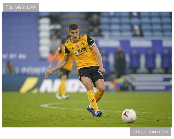 布莱顿防守体系揭秘:英超赛场上的后防铁壁如何炼成 布莱顿防守体系揭秘:英超赛场上的后防铁壁如何炼成