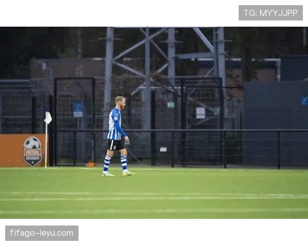 Son门前高效表现助球队危机化解,重振士气状态回升 Son门前高效表现助球队危机化解,重振士气状态回升