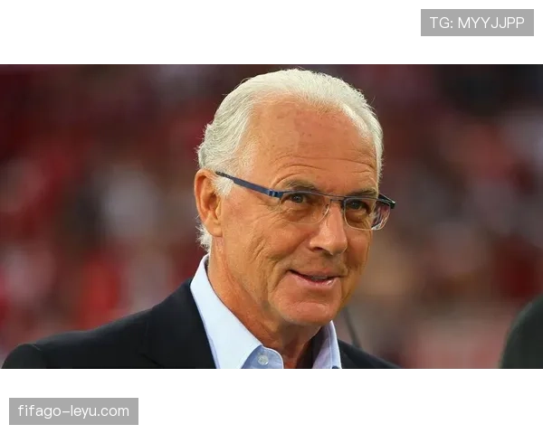 贝肯鲍尔革新防守艺术:战术大师如何重塑足球历史 贝肯鲍尔革新防守艺术:战术大师如何重塑足球历史