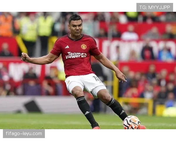 比利时新星奥纳纳持续崛起，中场表现引人瞩目