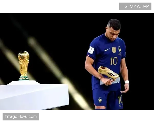 姆巴佩从新星到领袖:核心地位建立过程解析 姆巴佩从新星到领袖:核心地位建立过程解析