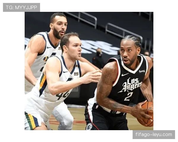 范弗利特突破造杀伤效率高出卢卡关键时刻成字母哥难防对手