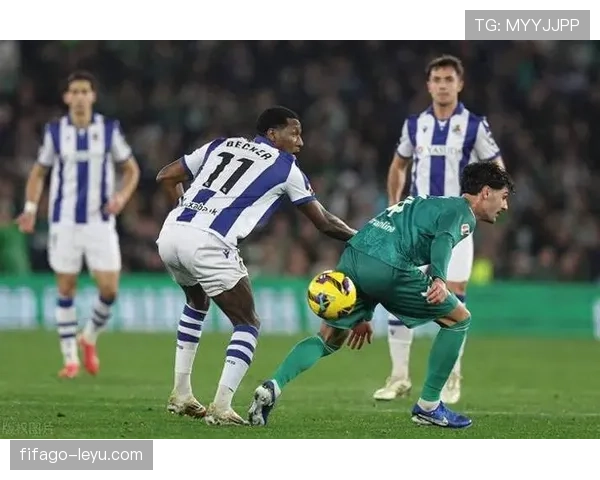 瓦伦西亚重返欧战可能性分析，赛季表现能否支撑其竞争格局调整